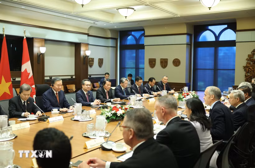 Tổng Bí thư, Chủ tịch nước Tô Lâm hội đàm với Thủ tướng Canada Mark Carney